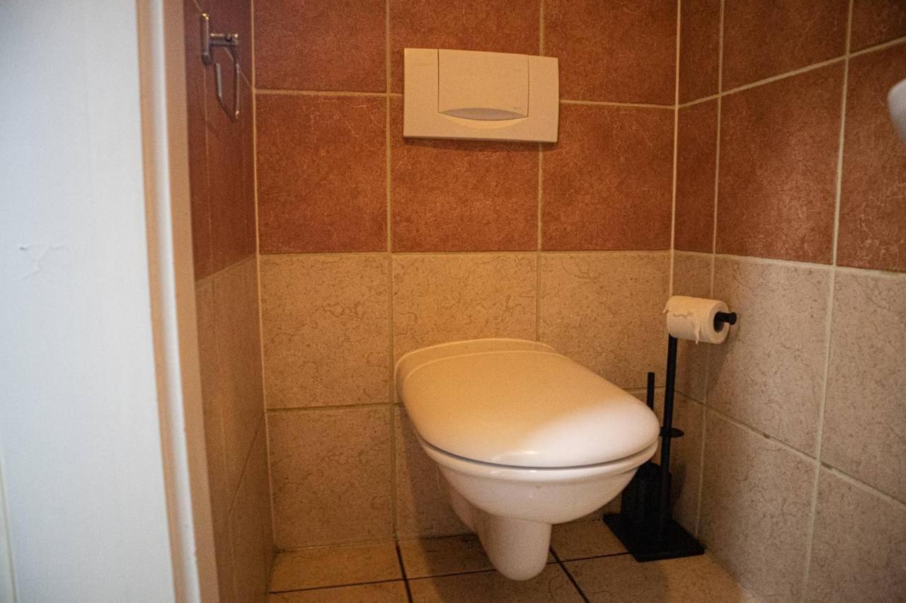 Privatunterkunft Comfortable In A Beautiful House Gd *